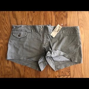 New with tags American eagle grey shorts! Size 6